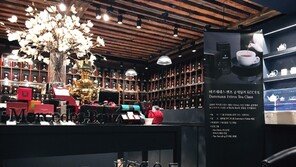 메르세데스-벤츠 공식딜러 KCC오토, 11월 콤팩트 차량 계약고객 대상 행사 성료