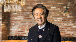 [인터뷰] 백윤식 “이 나이에 진흙탕 액션…아직 힘 안 달린다”