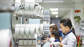 [Again, 글로벌경영]스판덱스-타이어코드 기술력↑… 80%가 해외 매출