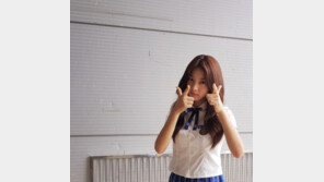 “볼륨감 때문 교복 안 맞았다”는 설인아,  실제 교복 자태? ‘덜덜덜’