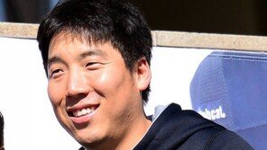 잠실 방문한 김현수 마음은 ML