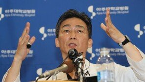 이국종 교수, 靑 국민청원에 “말도 못하게 감사…더 버티도록 노력하겠다”