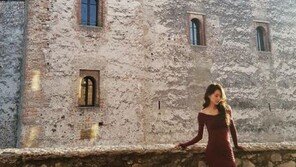 “청순 이목구비에 각선미 아찔”…장희진, 믿기 힘든 몸매