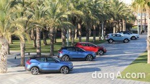 [신차 pic]‘개성 있는 막내’ 볼보 XC40… 내년 상반기 국내 출시