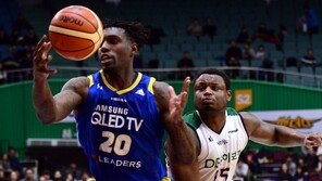 철인 라틀리프 20-20, 버튼 누르다