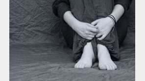 윤태진 스토킹 피해 호소…경찰에겐 별 것 아닌 범죄, 왜냐고?