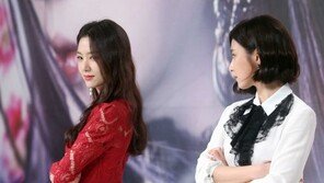[동아포토]서지혜-신세경, 긴장감 넘치는 미모