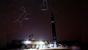 [청계천 옆 사진관] “별자리가 이상해?” 北 ICBM 발사 사진, 조작 아닌 이유