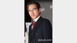 [연예 핫 뉴스] 정보석, 야구경기 중 타구 부상