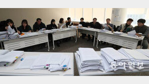 뜨거웠던 광장은 가고… 사랑-가족에 다시 눈뜨다