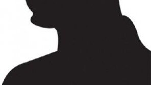 “술집 여자처럼 립스틱 발라”…건설사 회장, 나주 골프장서 여직원에 폭행·폭언