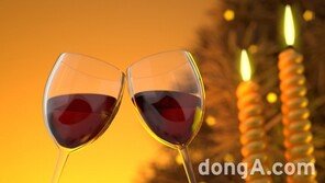 국내소비자, 해외보다 비싼 술 마신다…수입 와인 판매가, 해외보다 80% 비싸