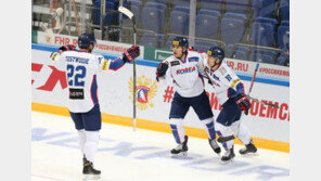 졌지만 희망이…한국 아이스하키, ‘세계랭킹 4위’ 핀란드에 1-4 패