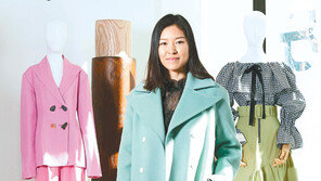 패션 게릴라…데뷔전부터 남달랐다