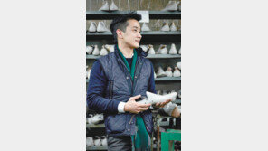 [스마트컨슈머]제화산업의 새 플랫폼… 맞춤 수제화 ‘맨솔’