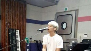 이하이 ‘한숨’서 “수고했어” 위로하던 종현, ‘lonely’선 외로움 토로