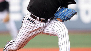 [타임트랙] LG, 잠실라이벌 선수 영입 성공과 실패의 역사