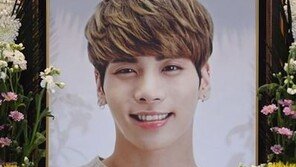 종현 내일 발인, 장지는 ‘비공개’…입관식 지켜본 민호 ‘비통’