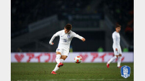 국가대표MF 정우영, 충칭 떠나 빗셀 고베 유턴?