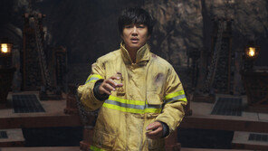 가족·눈물·판타지…‘신과함께’ 파죽지세 흥행 키워드 셋