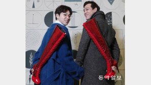 “빨간 힐 신은 저희 모습, 궁금하시죠?”