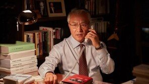 이경영,‘강철비’ 이어 ‘신과함께’도 …누리꾼 “과연 ‘충무로 공무원’”