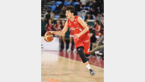 “고놈 참 당돌하네” SK 문경은 감독, 신인 안영준에 ‘엄지척’