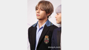 ‘방탄소년단’ 뷔, 세계에서 가장 잘생긴 얼굴 1위…쯔위는 女 3위