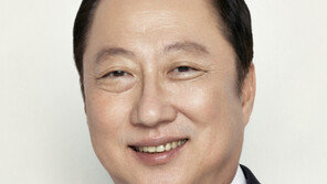 [오늘의 얼굴] 박용만 회장, 경기회복에 국회 역할 강조