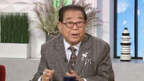 ‘90세’ 송해 “건강에 제일 좋은 건…기분 좋게 지내는 것”