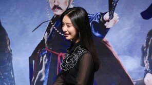 [동아포토]김지원, 빛나는 각선미