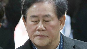 최경환·이우현 구속…文정부 들어 현역의원 첫 사례