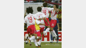 [최현길의 스포츠에세이] 2002 전사들의 감동 스토리는 끝나지 않았다