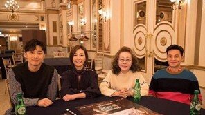 정유미, ‘윤식당2’ 출연진 사진 공개…네티즌 “무조건 본방사수”