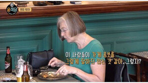 ‘윤식당2’ 첫 손님이 지적한 식당 단점은? “홍보 잘하진 않아”