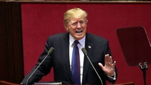 트럼프 “김정은과 언제라도 대화 가능성 열어두고 있다”