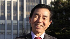 [新 명인열전]환갑에 언론인에서 법조인 변신… “인권보호에 힘쓰겠다”