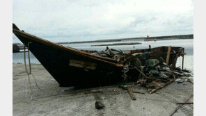 울릉도 앞바다에 시신 4구 목선… 北선박 추정