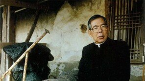 김수환 추기경 2월 9주기… 경북 군위에 기념공원 개장