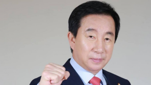 김성태 “문재인 대통령 영화 ‘1987’ 관람, 눈시울 적시는 모습 연출…도 지나쳐”