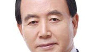 홍문표 “김종대, 한국당 UAE 의혹 직접 밝혀야…칼둔 방한, 연출한 사람 있어” 