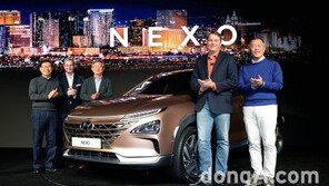 현대차, 차세대 수소전기차 ‘넥쏘’ 공개… 이르면 내달 국내 출시