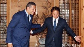 임종석 “UAE, 중요한 친구”…칼둔 “오늘 만남, 큰 기쁨”