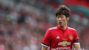 맨유 “모든 구성원, 모친상 박지성 위로…고인의 명복 빈다”