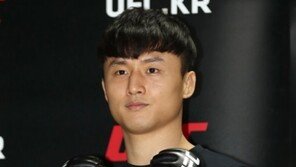 최두호, 제레미 스티븐스에 2R TKO패 …잘 싸우다 카운터 펀치에 일격