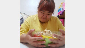 “1L 우유+푸짐 샐러드”…예비신부 홍윤화 다이어트 식단에 ‘웃음 빵’