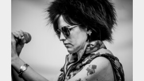 ‘중경삼림’ OST 부른 크랜베리스 보컬 오리어던 사망…향년 46세