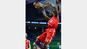 최준용-헤인즈 63점 합작…SK ‘연장혈투’ 신승