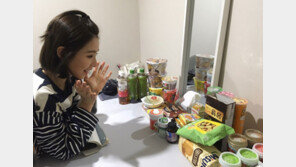 [#해시태그 컷] ‘과자의 유혹’에 빠진 신세경