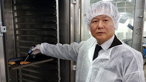 “선수촌식당 기미상궁은 나” “나는 감염병 침투 막는 방패”